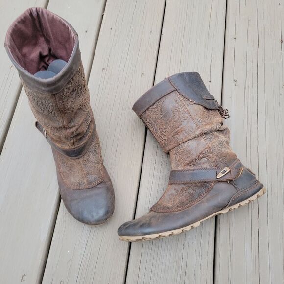 Merrell Haven Embossed Floral Paisley Brown Oiled Leather Mid Calf Boots 7 - Picture 1 of 8